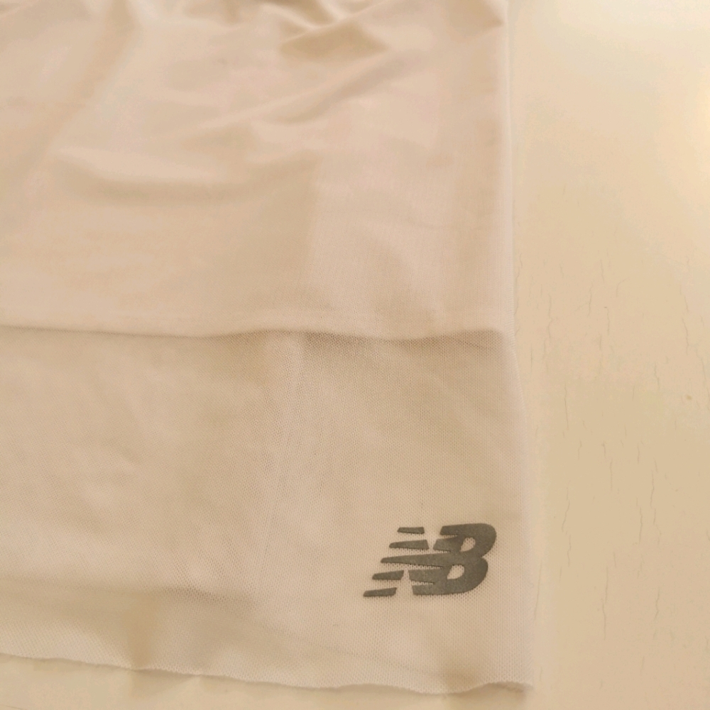 New Balance, S, White RacerBack Tank Top - Picture 3 of 3